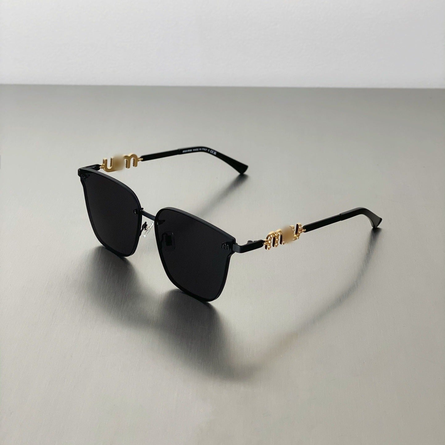 MIUU sunglasses