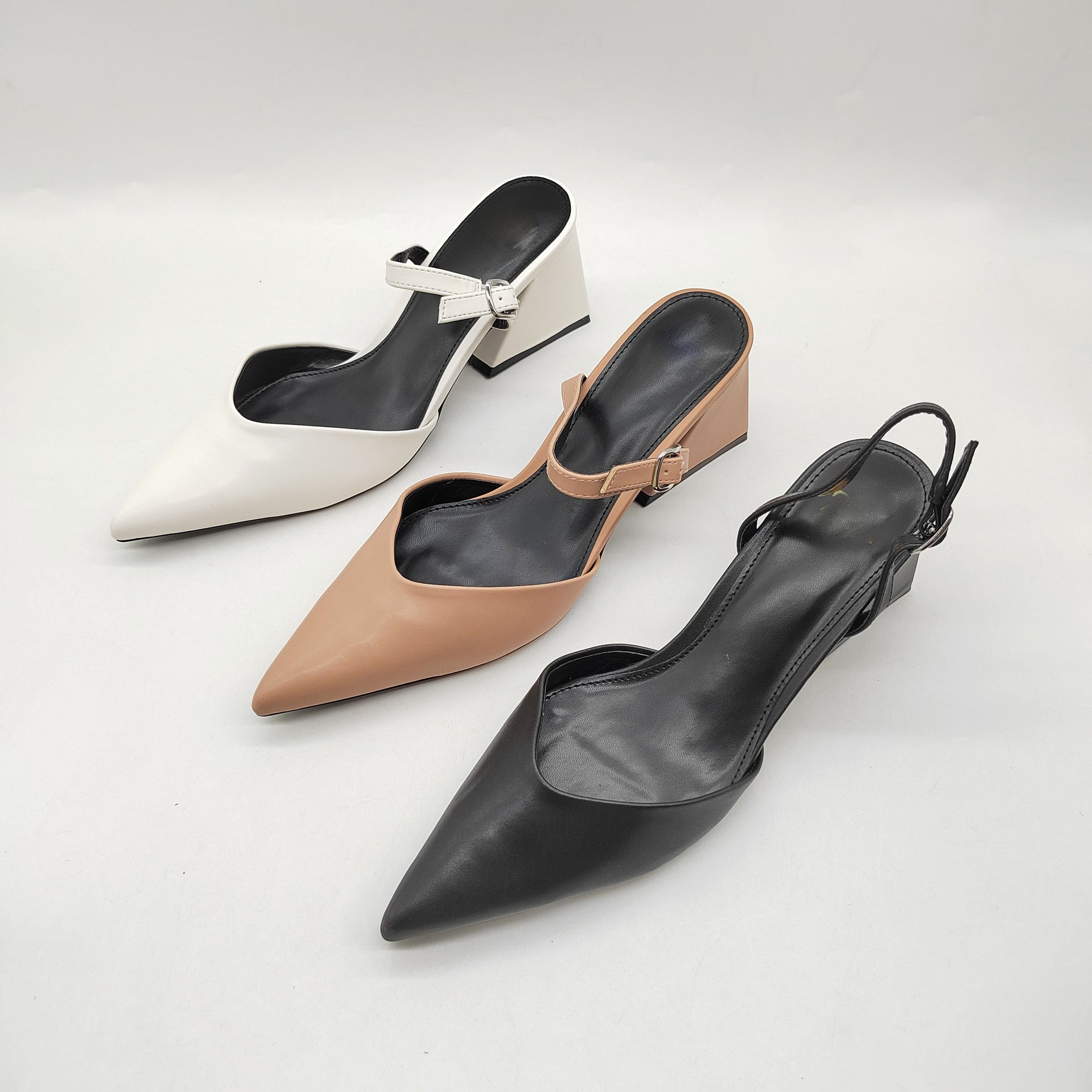 Sandle  With Pointed Toe Block Heel Middle