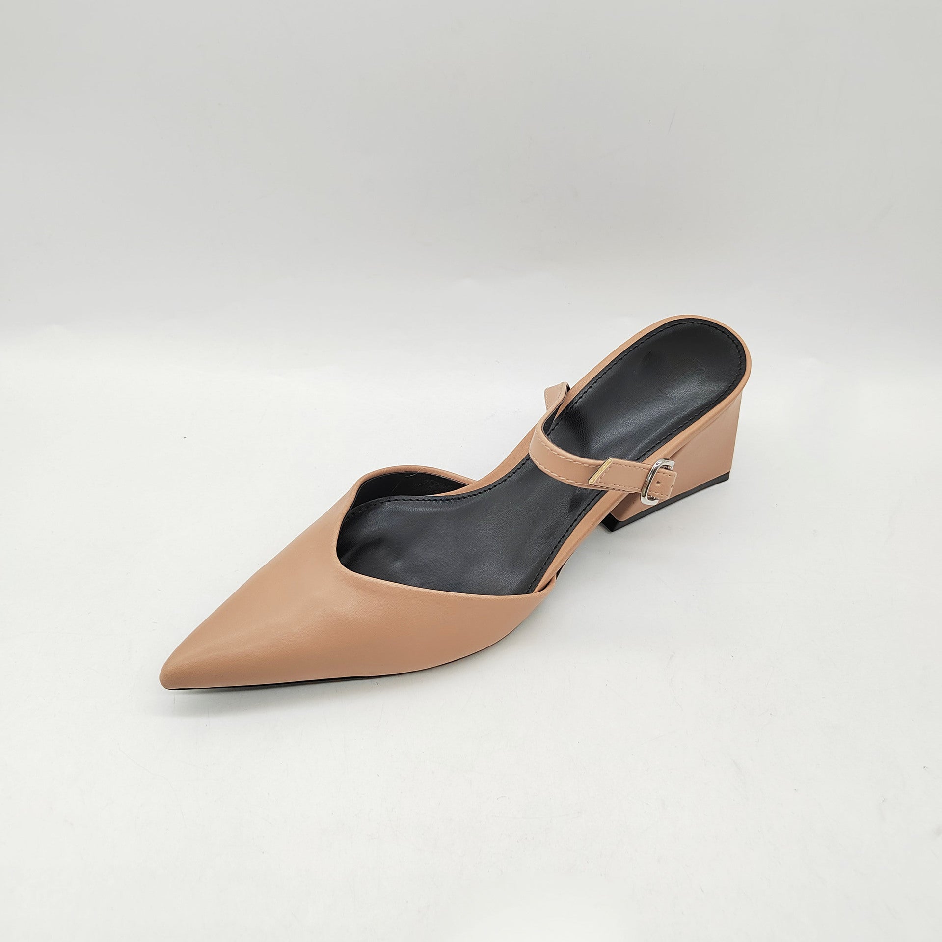 Sandle  With Pointed Toe Block Heel Middle